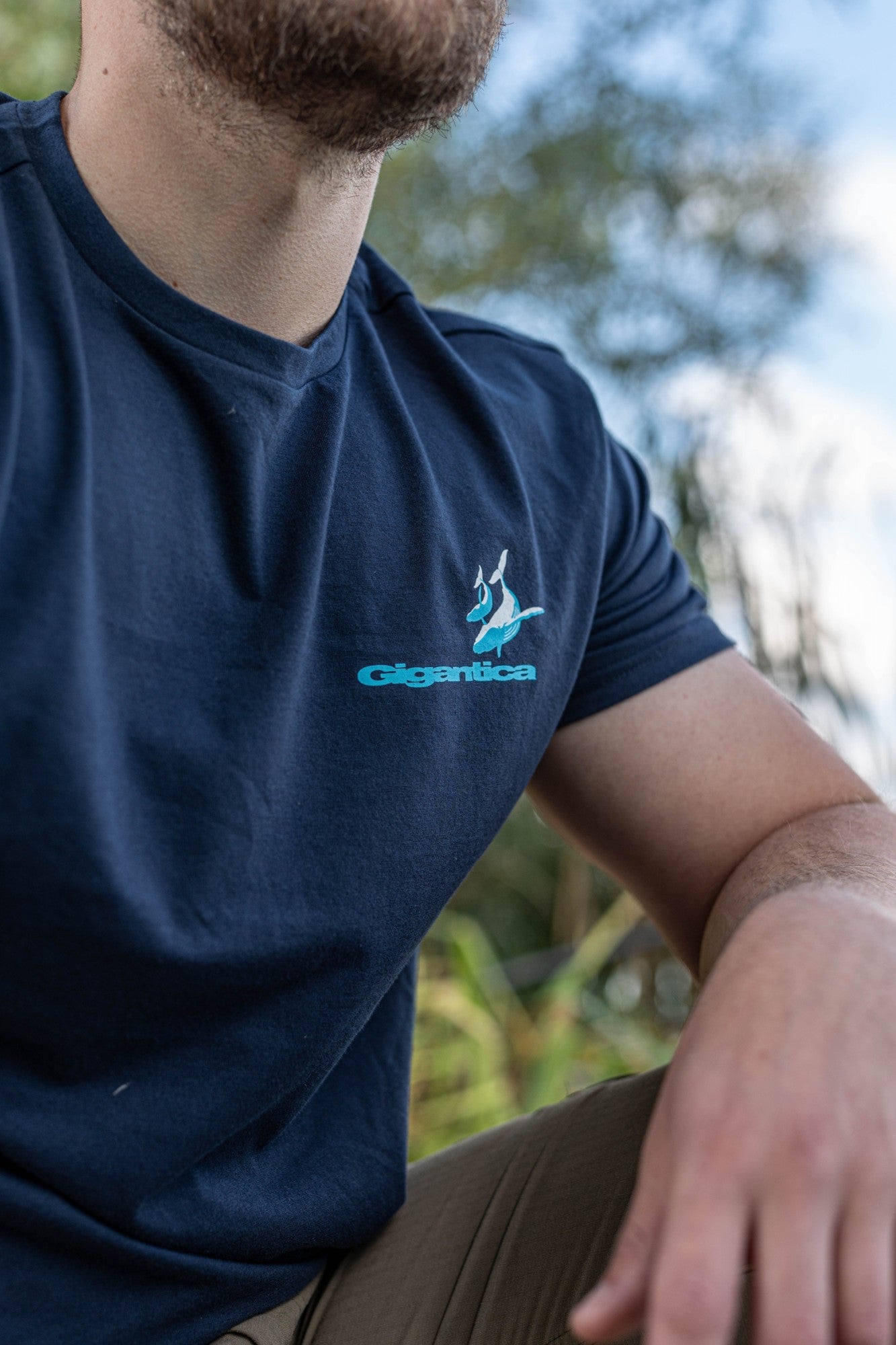 Gigantica Tee