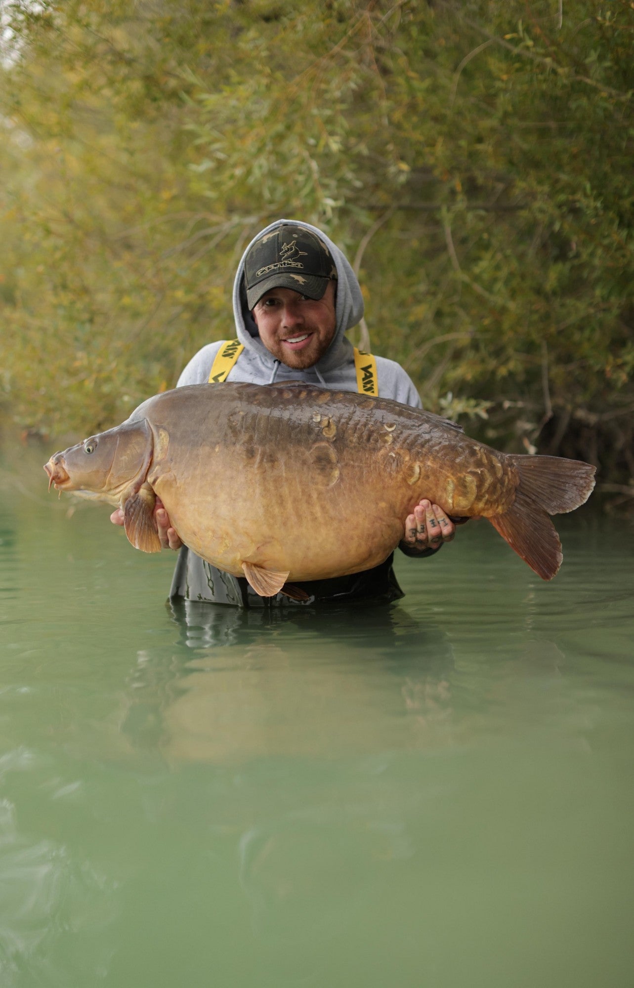 Gigantica Cap