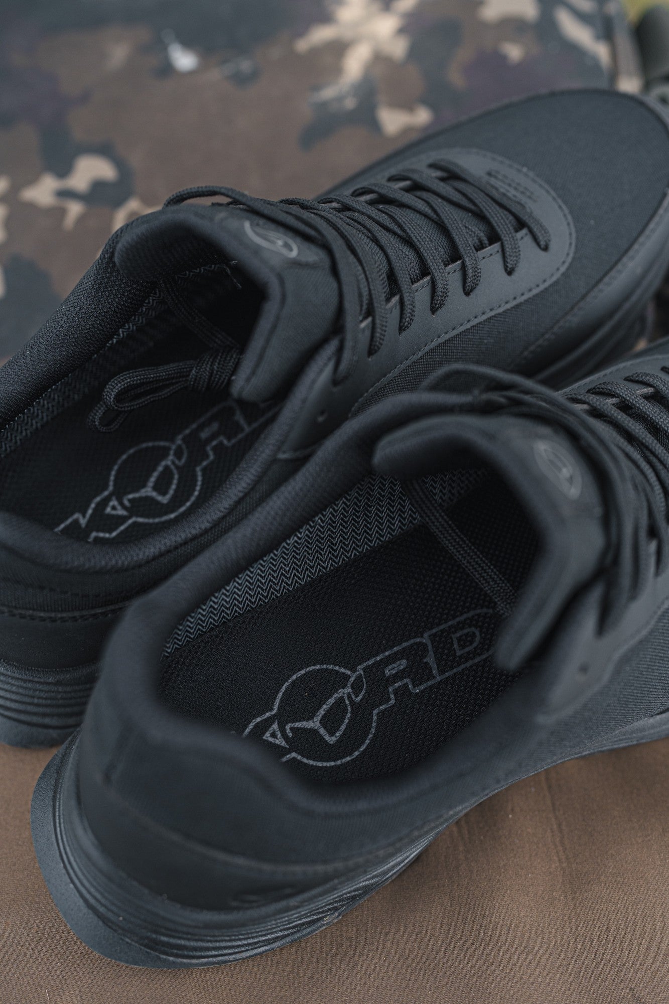 Drykore Waterproof Trainers - Black