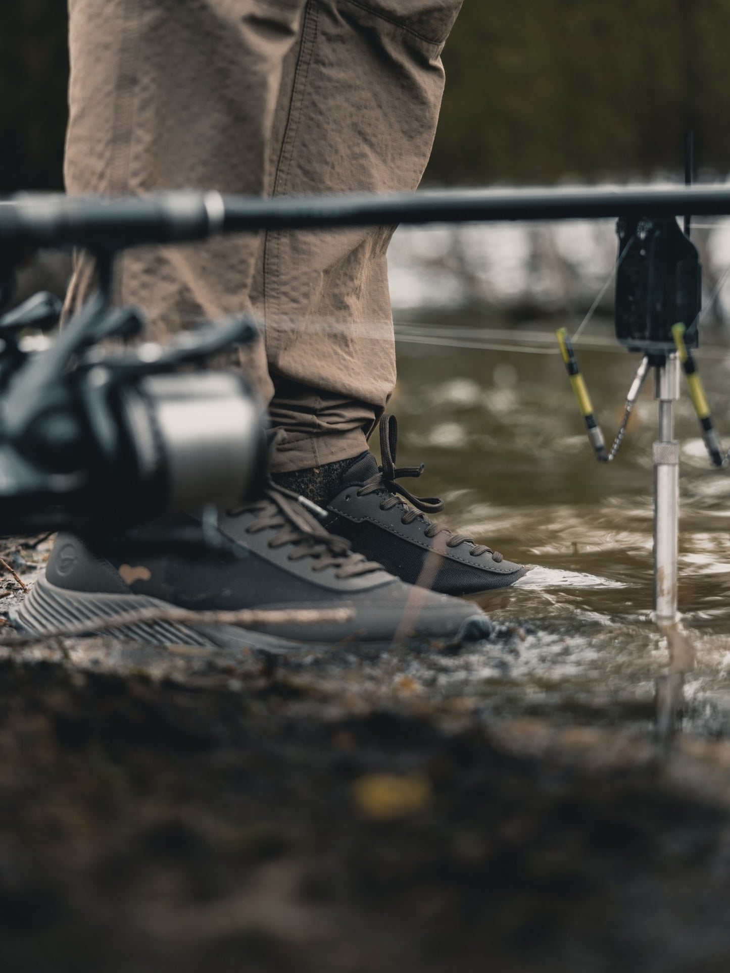 Drykore Waterproof Trainers - Dark Kamo